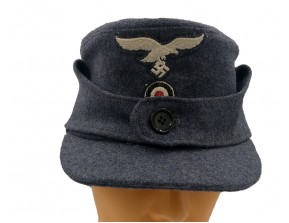 Jedno guzikowa czapka polowa Luftwaffe